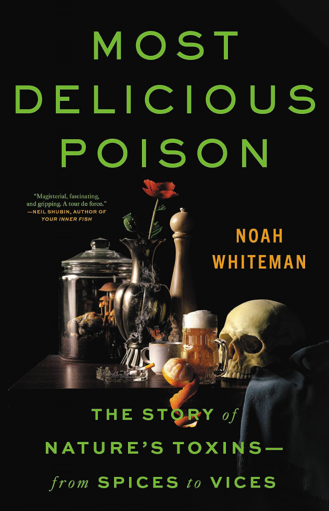 Most Delicious Poison: The Story of Nature's Toxins--From Spices to Vices Noah Whiteman
《最美味的毒药：大自然毒素的故事——从香料到恶习》
发行日期：2023年10月24日
一位进化生物学家在这部“权威、迷人且扣人心弦的杰作”（尼尔·舒宾）中讲述了大自然毒素的故事，以及我们为何被它们吸引并沉迷其中。

我们的香料架、药柜、后院花园和私人储藏室中潜藏着一个致命的秘密。

在咖啡豆、红辣椒片、罂粟籽、霉菌孢子、毛地黄叶、神奇蘑菇帽、大麻花蕾或苹果籽的表面下刮开，我们会发现一堆奇怪的化学物质。 我们用它们来迎接新的一天（咖啡因），刺激我们的舌头（辣椒素），从手术中恢复（阿片类药物），治愈感染（青霉素），修复我们的心脏（地高辛），调整我们的思想（裸盖菇素），平静我们的神经（CBD） ），甚至杀死我们的敌人（氰化物）。 但为什么植物和真菌会产生这样的化学物质呢？ 我们是如何开始使用和滥用其中一些的？

基于进化、化学和神经科学领域的尖端科学，《最美味的毒药》揭示了：

植物、蘑菇、微生物甚至某些动物产生的毒素的来源
动物进化来克服这些问题的机制
共同进化的军备竞赛如何进入人类体验
以及更多
这场持久的化学战争不仅推动了地球上生命的多样化，而且与我们自己的成功和失败密切相关。 你将永远不会再以同样的方式看待室内植物、蘑菇、水果、蔬菜，甚至过去五百年的人类历史。

审查
“诺亚·怀特曼的《最美味的毒药》威严、迷人、扣人心弦，是一部杰作。 凭借富有感染力的热情和深厚的知识，怀特曼揭开了影响我们所有人生活的物质背后的帷幕。”——尼尔·舒宾，古生物学家和《你内心的鱼》的作者

“诺亚·怀特曼在这本经过深入研究、引人入胜的书中，专业地揭示了渗透到我们日常生活中的毒素的演变。”——诺贝尔奖获得者、CRISPR 基因编辑联合发明人、创新基因组学研究所创始人詹妮弗·杜德纳 (Jennifer Doudna)

“我希望能和诺亚·怀特曼一起环游世界，亲身体验他对植物为抵御捕食者而进化的数千种化合物的深入而不拘一格的了解。 幸运的是，他写出了《最美味的毒药》。 这本充满活力、辛酸又令人兴奋的指南将改变你对植物的看法，以及人类如何利用和滥用它们的毒素来调味食物、治疗疾病、改变情绪等。”——丹尼尔·E·利伯曼，《植物的故事》一书的作者 人体与锻炼

“几千年来，人类一直受益于自然界中普遍存在的生物战所产生的各种具有治愈作用、令人陶醉、美味或刺激的毒素。 怀特曼对这些药物的多样性和普遍性进行了精彩的概述，让我们以鼓舞人心、有趣的方式看待大自然的丰富性以及人类和许多其他物种学会利用它的巧妙方式。”——爱德华·斯林格兰，作者 醉酒的

“通过引人入胜的故事讲述，诺亚·怀特曼为大自然毒素的历史注入了生命，探索了塑造人类进化的快乐、舒适和痛苦，因为它与这些重要但经常被忽视的有机体的进化交织在一起。”——贝丝·夏皮罗，作者 如何克隆猛犸象

“关于大自然的毒素如何影响我们所有人的精彩讨论。”——《柯克斯评论》

“加州大学伯克利分校进化生物学教授怀特曼的这部有趣的处女作探讨了‘自然界毒素的产生方式，被我们人类和其他动物利用，并因此改变了世界。’”——《出版商周刊》

“生物学家诺亚·怀特曼的严格而广泛的分析提醒我们，尽管它们‘以最平凡和最深刻的方式渗透到我们的生活中’，但我们每天使用的有毒化学物质并不是大自然给我们的礼物，而是它的弹药。”——达纳·邓纳姆，《科学》杂志 美国人

“怀特曼的这本极具启发性的书将使读者对咖啡、辣椒和可卡因等熟悉的物质产生不同的看法。”——玛格丽特·夸姆，《书单》
